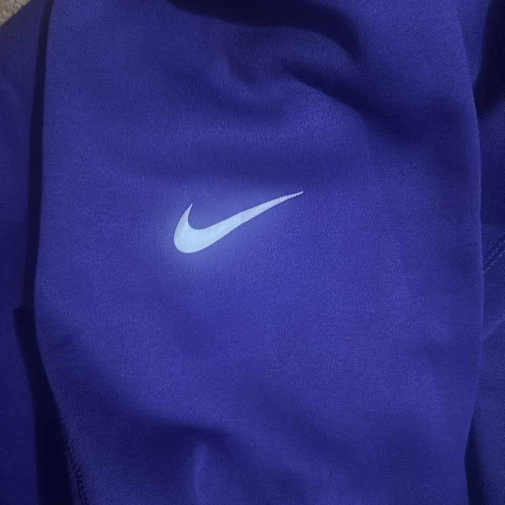 Bright purple Washington athletic Nike quarterzip perfect condition - Picture 4 of 4